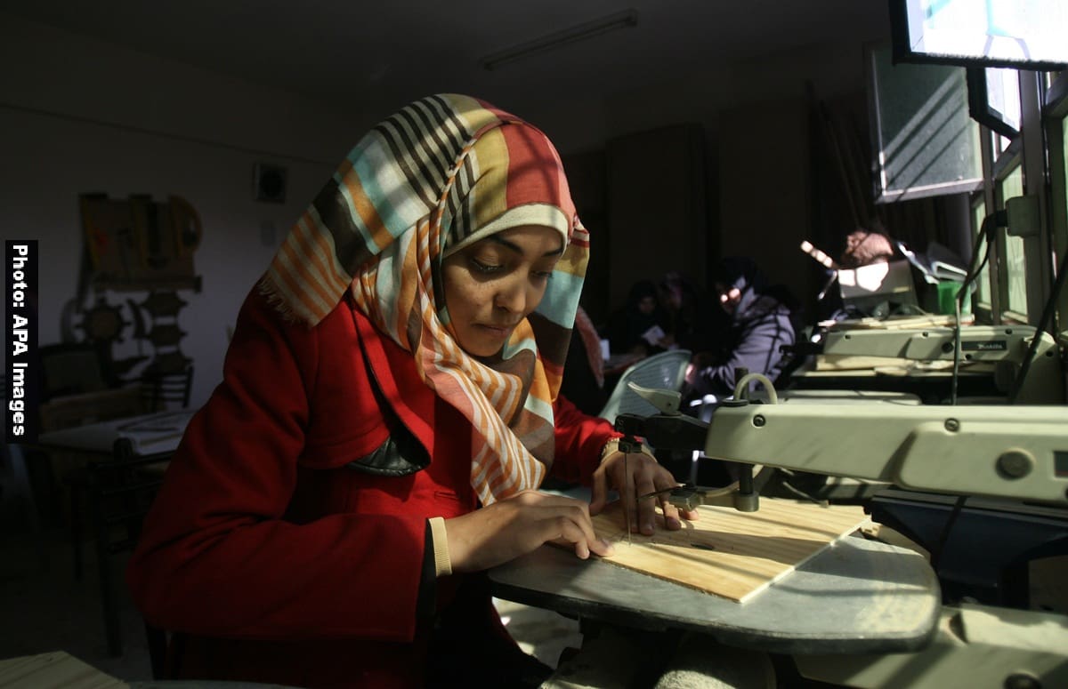 المقال - فتح سوق العمل للمرأة الفلسطينية