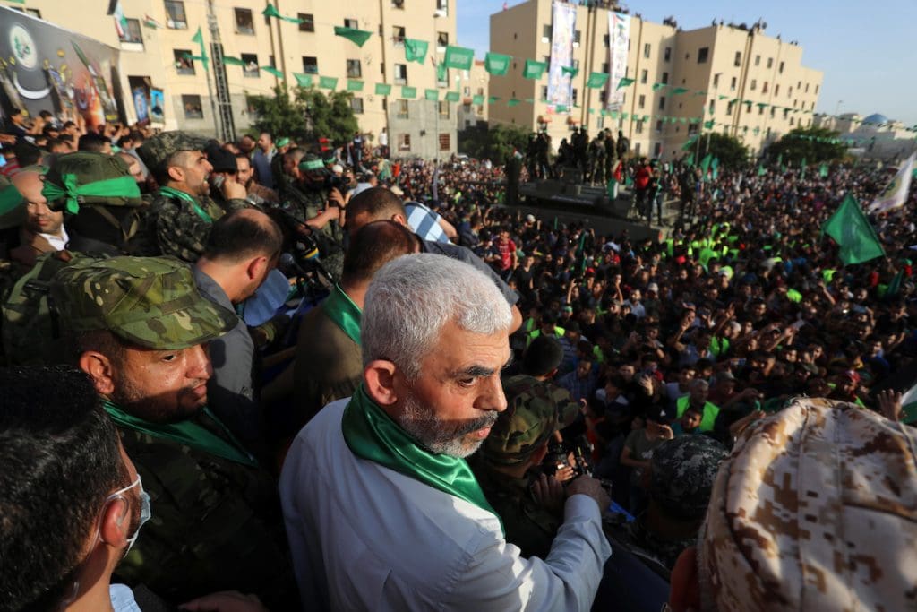 المقال - حركة حماس ومعضلة القيادة والمقاومة